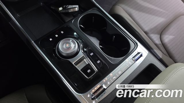 Kia Carnival (IV) HEV 7seater Signature 2025 — фото 9