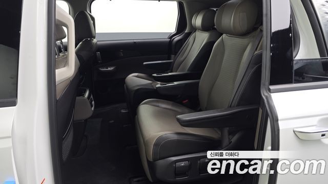 Kia Carnival (IV) HEV 7seater Signature 2025 — фото 11