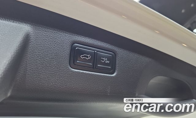 Kia Carnival (IV) HEV 7seater Signature 2025 — фото 17
