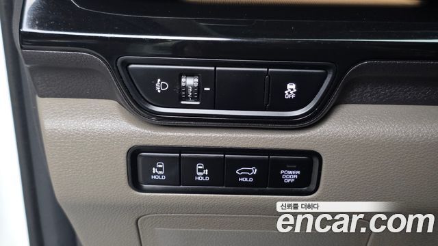 Kia Carnival (IV) HEV 7seater Signature 2025 — фото 26