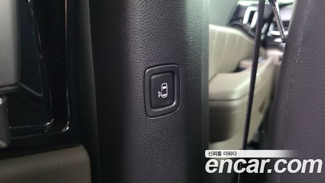 Kia Carnival (IV) HEV 7seater Signature 2025 — фото 31