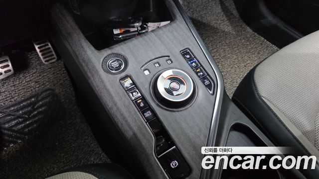 Kia Niro Signature 2022 — фото 9