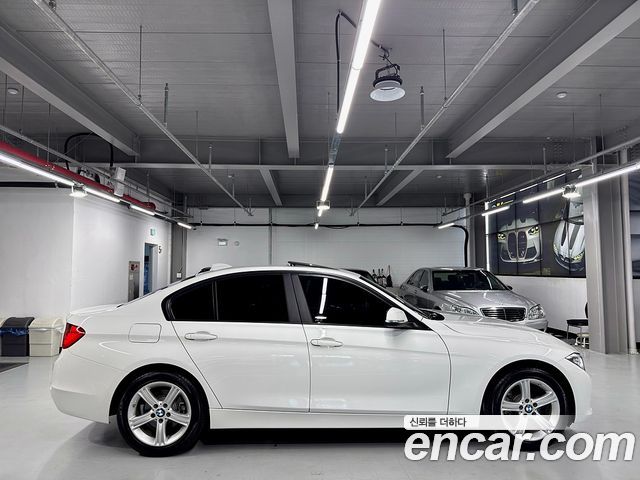 BMW 3 Series (F30) 320i 2015 — фото 5