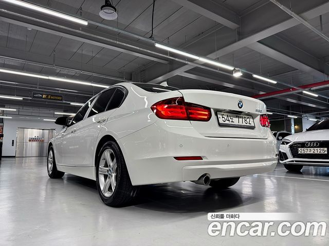 BMW 3 Series (F30) 320i 2015 — фото 6