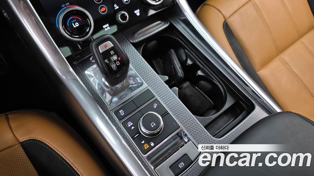 Land Rover Range Rover Sport (II) 3.0 SDV6 HSE Dynamic 2019 — фото 9