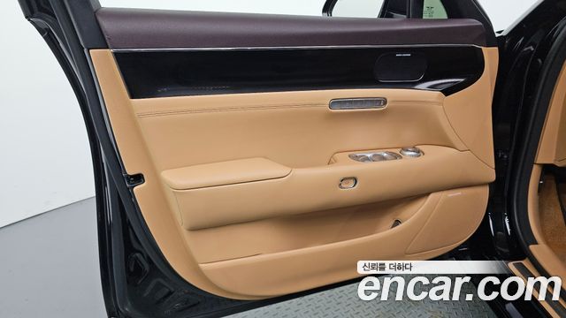 Genesis G90 (RS4) Gasoline 3.5 Turbo 2WD 2022 — фото 24