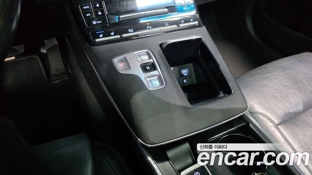 Hyundai Grandeur (IG) 2.5 Premium Choice 2020 — фото 9