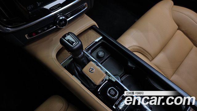 Volvo S90 D5 AWD Inscription 2019 — фото 9
