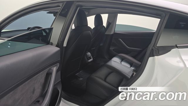 Tesla Model 3 Standard Range Plue RWD 2021 — фото 12