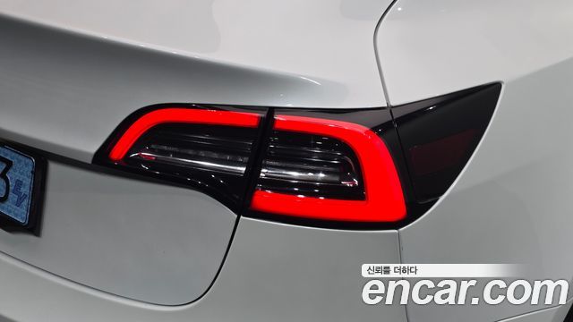 Tesla Model 3 Standard Range Plue RWD 2021 — фото 23