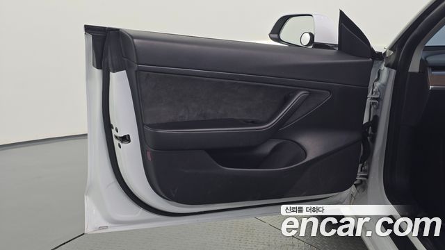 Tesla Model 3 Standard Range Plue RWD 2021 — фото 24