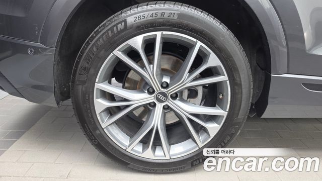 Audi Q8 (4M) 50 TDI Quattro Premium 2021 — фото 5