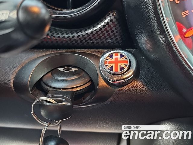 MINI Cooper S Convertible Standard Second Generation 2015 — фото 21