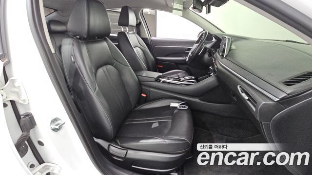 Hyundai Sonata (DN8) 2.0 LPG(rental car) Smart 2020 — фото 11