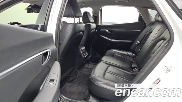 Hyundai Sonata (DN8) 2.0 LPG(rental car) Smart 2020 — фото 12
