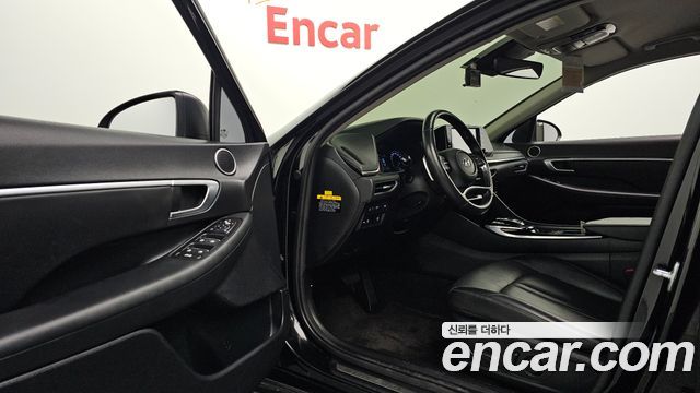 Hyundai Sonata (DN8) 2.0 LPG(rental car) Smart 2020 — фото 10