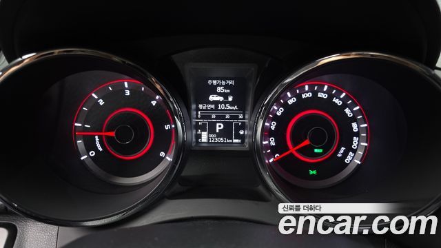 KG Mobility (SsangYong) Tivoli Air Diesel IX 2WD 2017 — фото 8