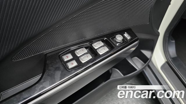 KG Mobility (SsangYong) Tivoli Air Diesel IX 2WD 2017 — фото 17