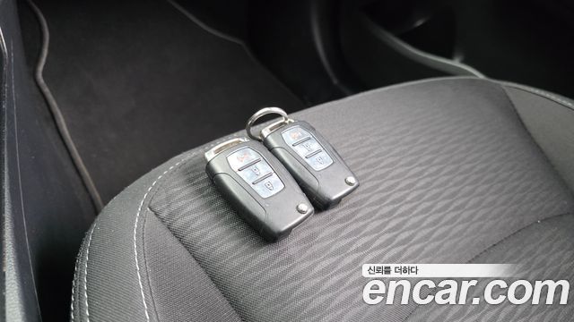 KG Mobility (SsangYong) Tivoli Air Diesel IX 2WD 2017 — фото 18