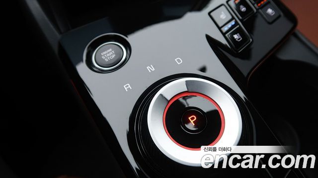 Kia Sportage (V) Gasoline 1.6 Turbo 2WD Signature 2023 — фото 13
