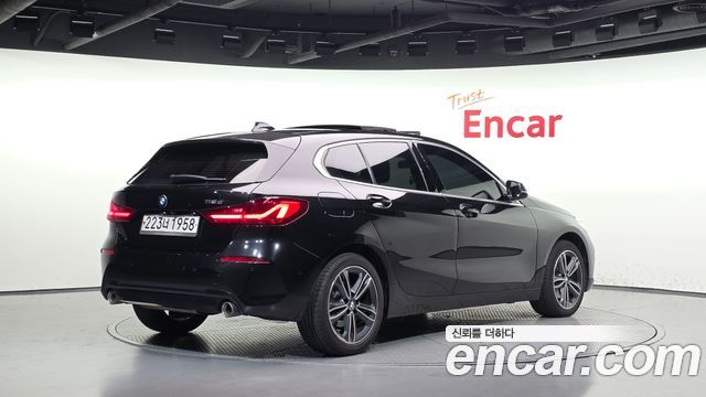 BMW 1 Series (F40) 118d Sport 2020 — фото 2