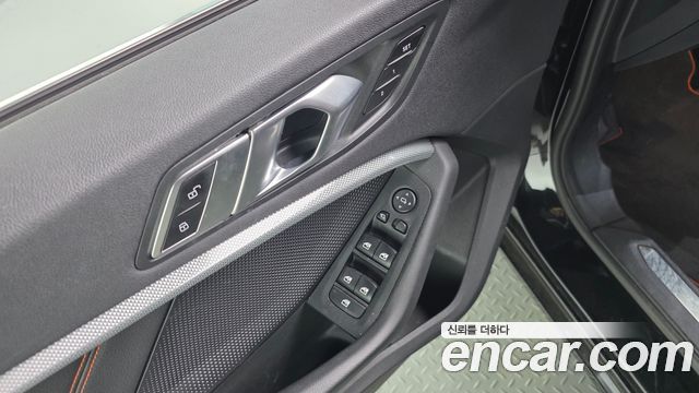 BMW 1 Series (F40) 118d Sport 2020 — фото 30