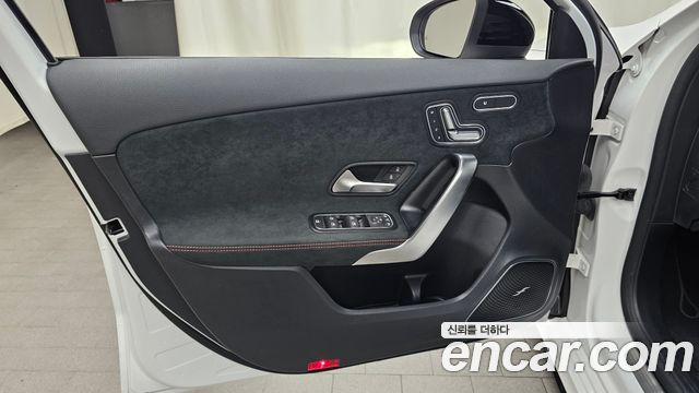 Mercedes-Benz A-Class (W177) AMG A45 S 4MATIC+ Hatchback 2025 — фото 24