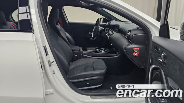 Mercedes-Benz A-Class (W177) AMG A45 S 4MATIC+ Hatchback 2025 — фото 26