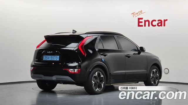 Kia Niro EV Air 2024 — фото 2