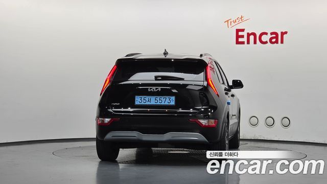 Kia Niro EV Air 2024 — фото 4