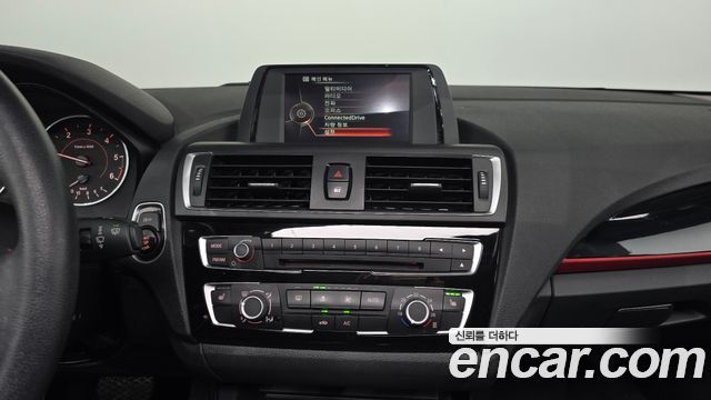 BMW 1 Series (F20) 118d Sport 5Door 2017 — фото 14