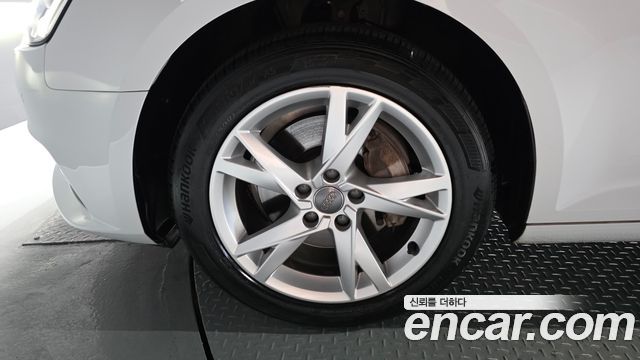 Audi A4 (B9) 35 TDI Premium 2018 — фото 5