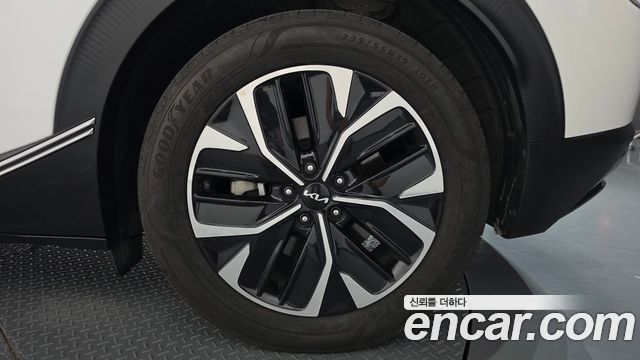 Kia EV6 Long Range Air 2022 — фото 21