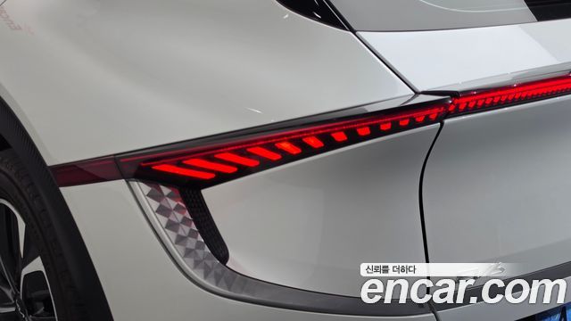 Kia EV6 Long Range Air 2022 — фото 23