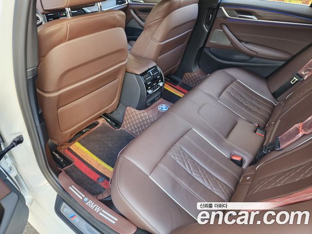 BMW 5 Series (G30) 530i M Sport Package 2021 — фото 14
