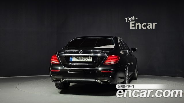 Mercedes-Benz E-Class (W213) E350 4MATIC AMG Line 2019 — фото 4