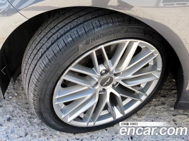 Genesis G70 2.0T AWD Elite 2020 — фото 24
