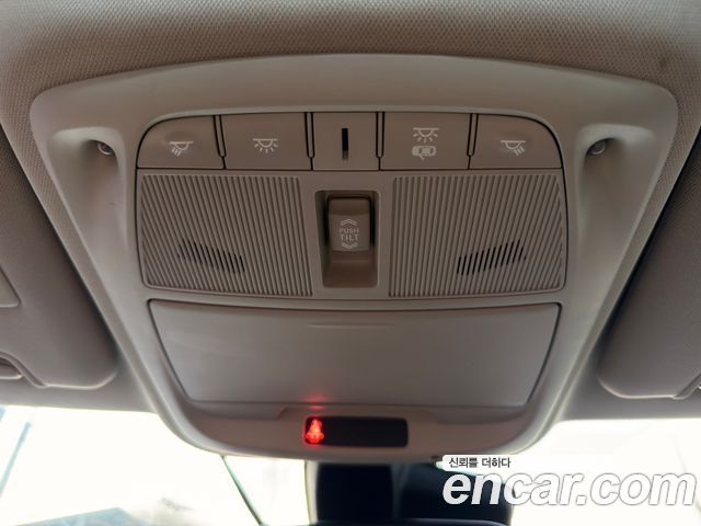 Renault Korea QM6 Diesel 4WD RE Signature 2018 — фото 23