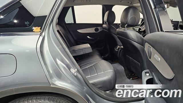 Mercedes-Benz GLC-Class (X253) GLC350e 4MATIC 2019 — фото 12