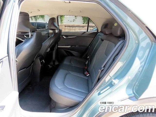 Kia Niro Prestige 2022 — фото 6