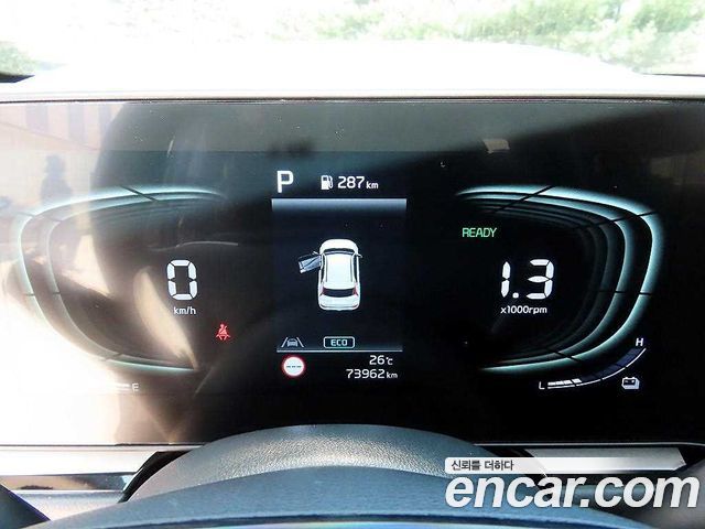 Kia Niro Prestige 2022 — фото 9
