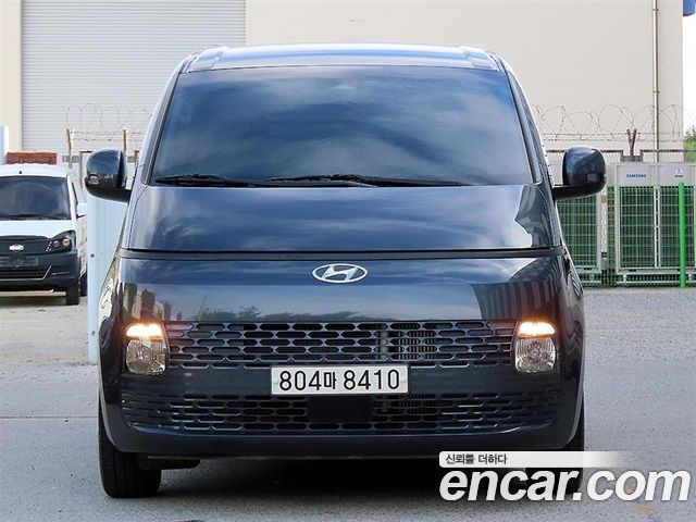 Hyundai Staria Cargo 3-Seater Modern 2023 — фото 1