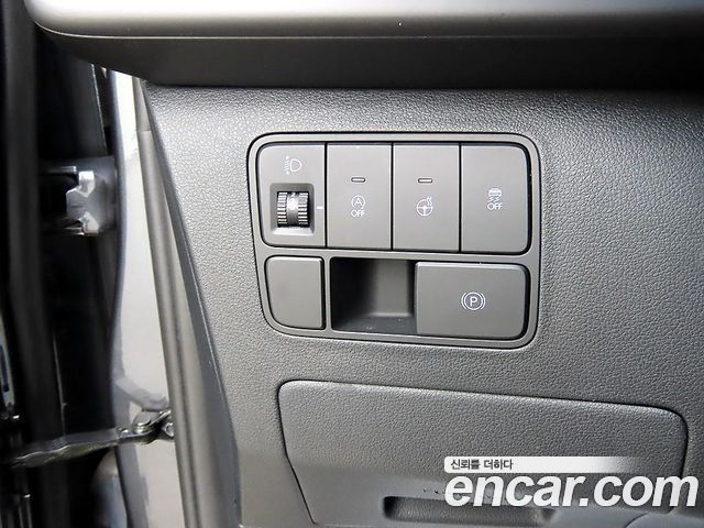 Hyundai Staria Cargo 3-Seater Modern 2023 — фото 16