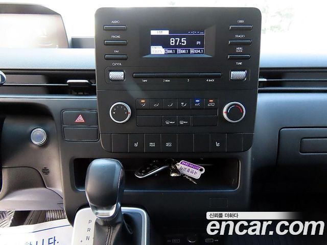 Hyundai Staria Cargo 3-Seater Modern 2023 — фото 17