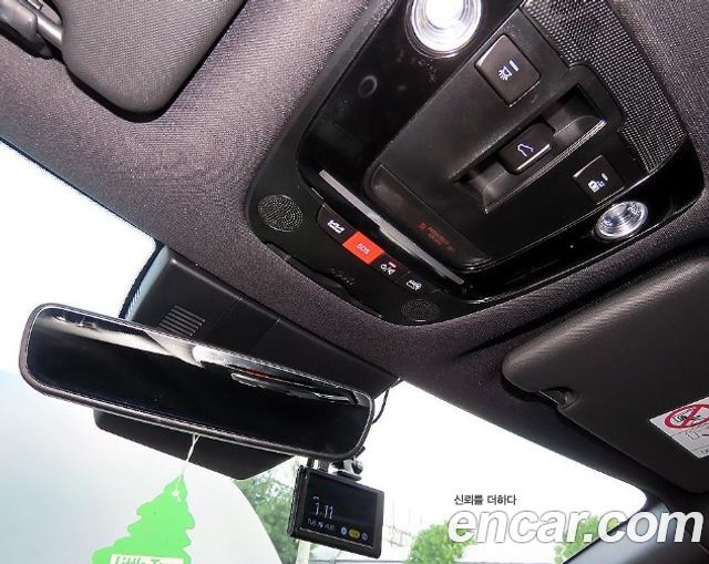 Kia Sportage Hybrid (V) 30Th Edition 4WD 2024 — фото 23