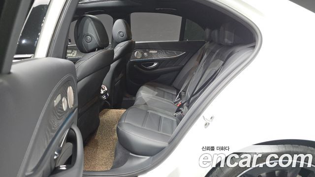 Mercedes-Benz E-Class (W213) E53 AMG 4MATIC+ 2023 — фото 12