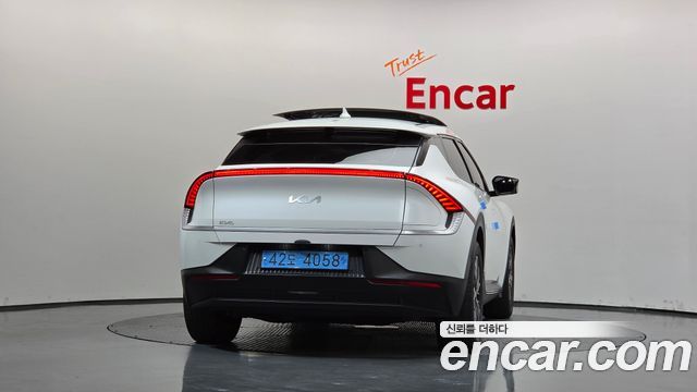 Kia EV6 Long Range Air 2022 — фото 4