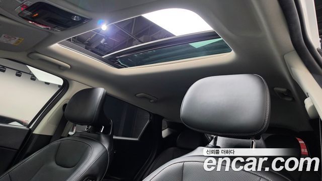Kia EV6 Long Range Air 2022 — фото 16