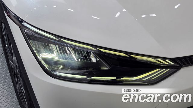 Kia EV6 Long Range Air 2022 — фото 22