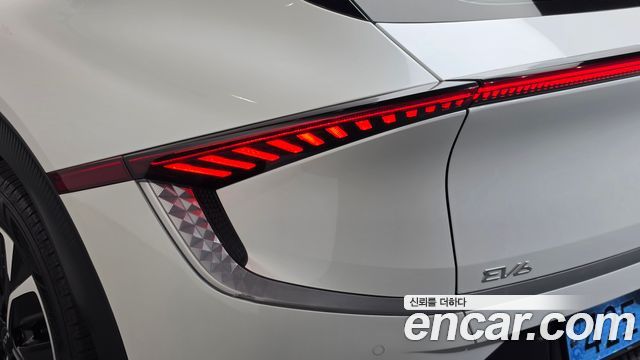Kia EV6 Long Range Air 2022 — фото 23